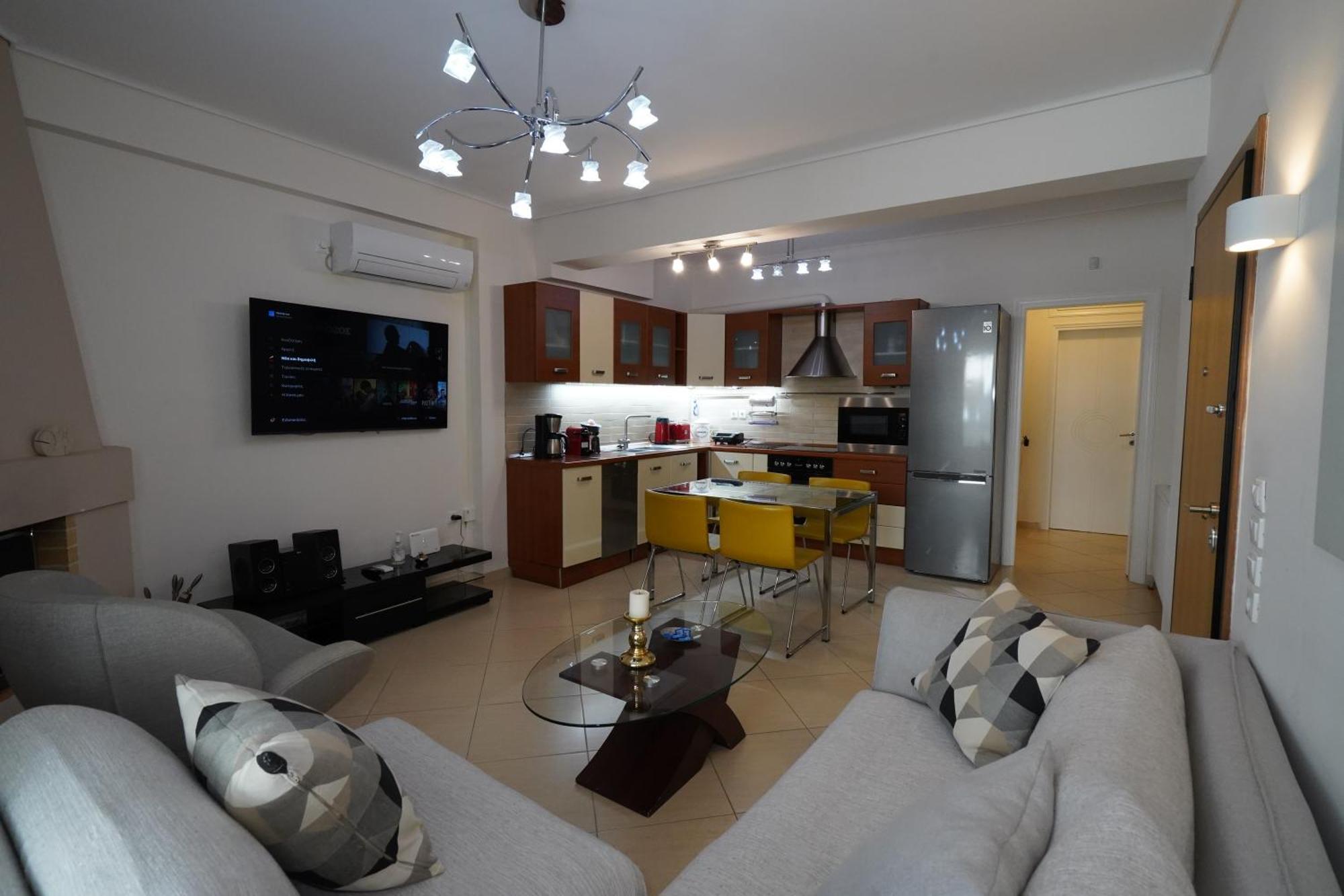 Garden Apartment Next To The Mall -Private Parking Athena Bagian luar foto