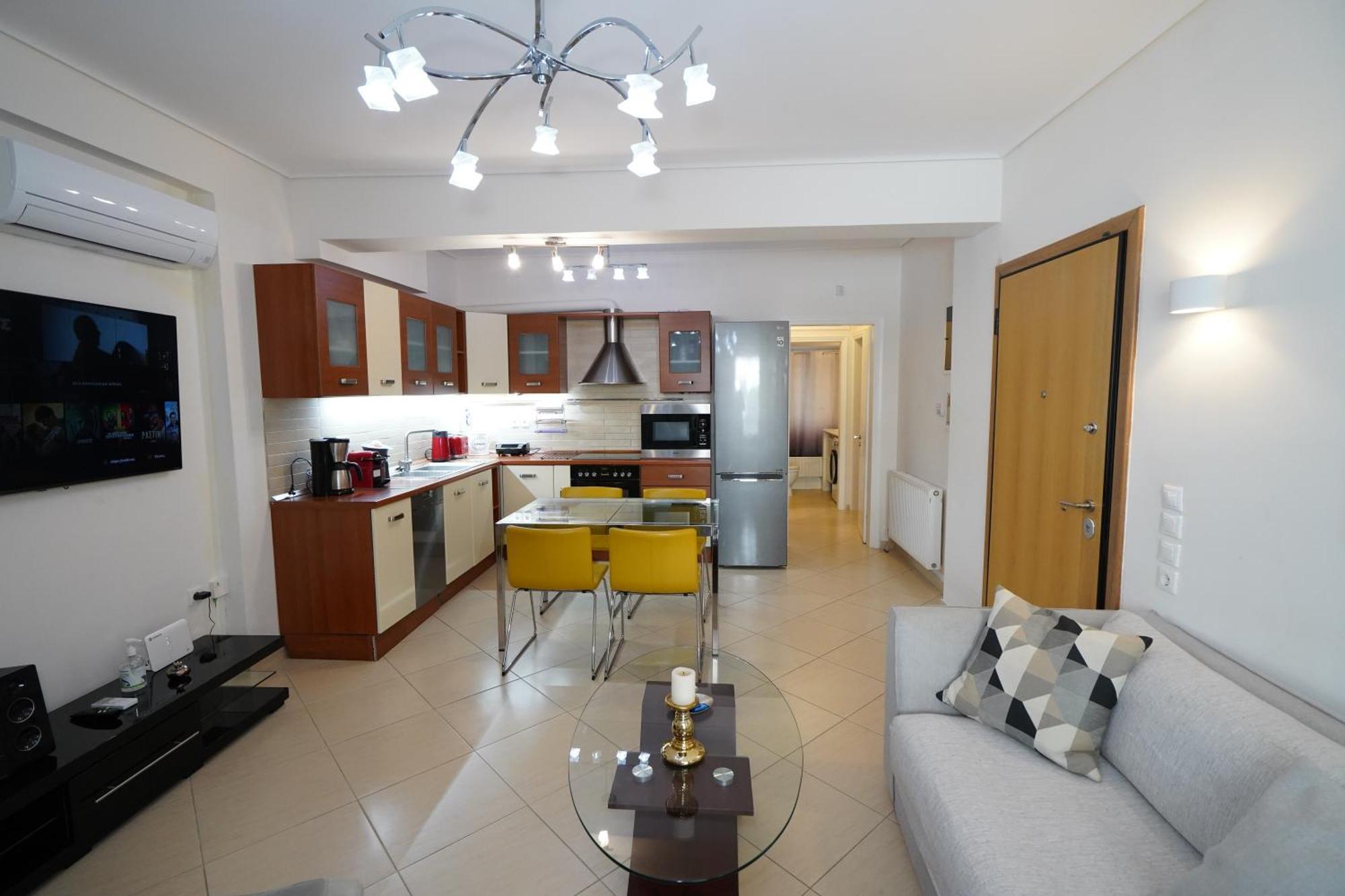 Garden Apartment Next To The Mall -Private Parking Athena Bagian luar foto